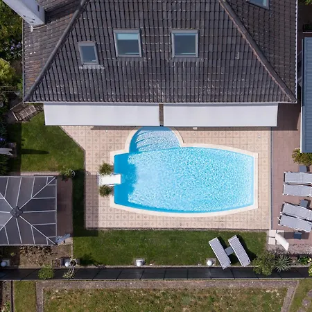 Beatrice - Piscine Bed & Breakfast 3*