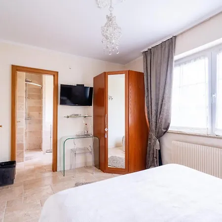 Beatrice - Piscine Bed & Breakfast Hochfelden
